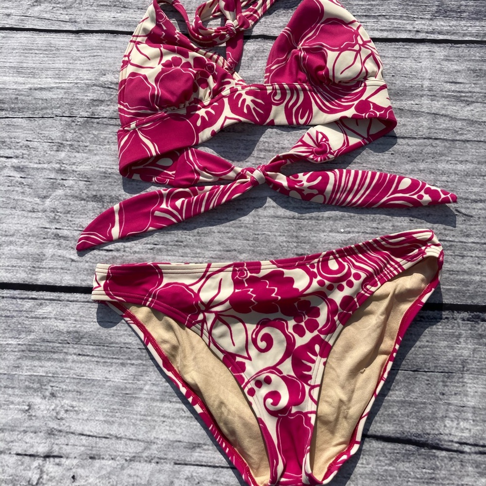 Victoria’s Secret Tropical Bikini (S)
